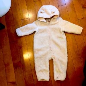 Dusty rose color baby footless bunting